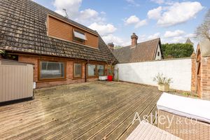 Courtyard- click for photo gallery